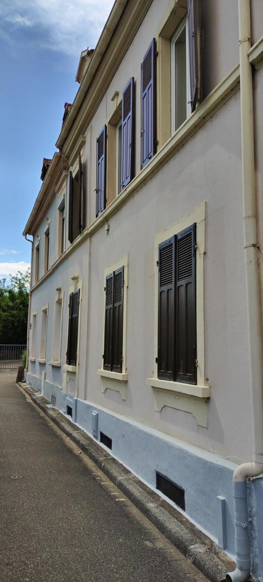 Appartement Entier, Proche Tram-Train Et Commodites, Parking Gratuit Mulhouse Extérieur photo